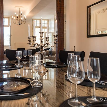 Suites Mana - Matahina Avec Vue Superbe Sur La Place Ducale Et Parking Prive Inclus Charleville-Mezieres Luaran gambar